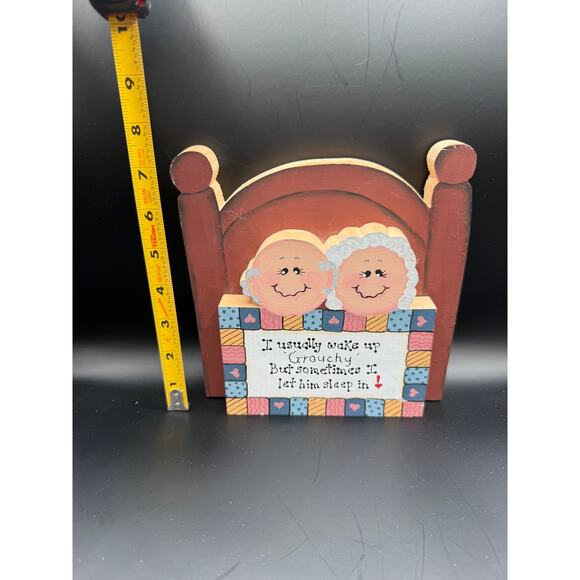 Hand-Painted Bedside Decoration - Unique Home Decor - Picture 4 of 4